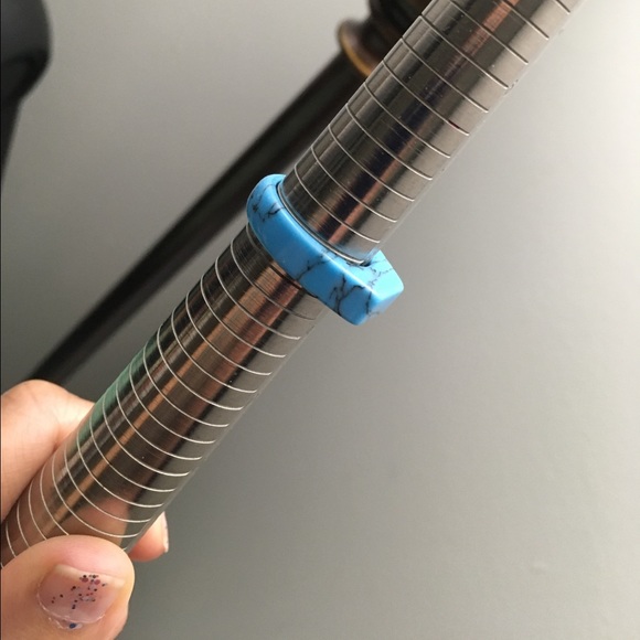 Howlite Turquoise Matrix Ring - Picture 10 of 10